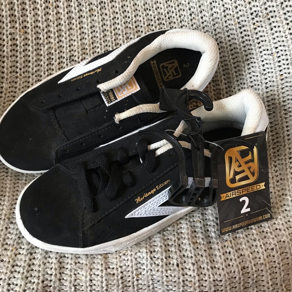 Brand new canvas shoes